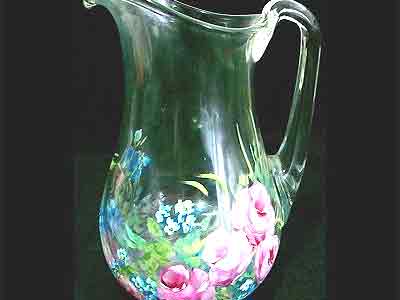 Rosas em jarro de vidro